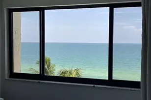 10525 Gulf Shore Dr, Naples, FL 34108 - Photo 13