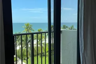 10525 Gulf Shore Dr, Naples, FL 34108 - Photo 11