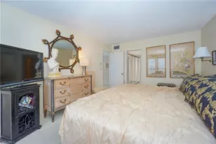 9653 Gulf Shore Dr, Naples, FL 34108 - Photo 21