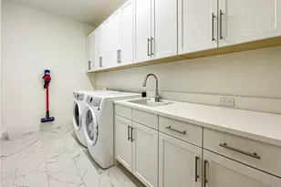 875 6th Ave S, Naples, FL 34102 - Photo 29