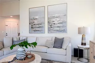 613 Beachwalk Cir, Naples, FL 34108 - Photo 15