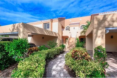 613 Beachwalk Cir #J-204, Naples, FL 34108 - Photo 9