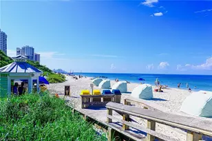 613 Beachwalk Cir, Naples, FL 34108 - Photo 29