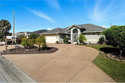 3626 Kent Dr, Naples, FL 34112 - Photo 3