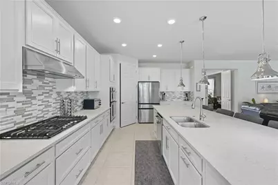 10524 Otter Key Ln, Estero, FL 33928 - Photo 11