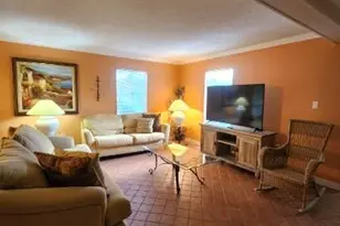 925 Palm View Dr, Naples, FL 34110 - Photo 7