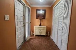 925 Palm View Dr, Naples, FL 34110 - Photo 17