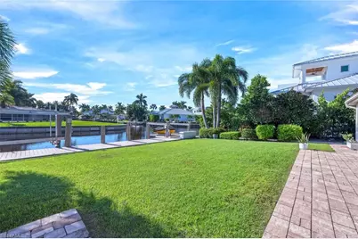 1925 Tarpon Rd, Naples, FL 34102 - Photo 37