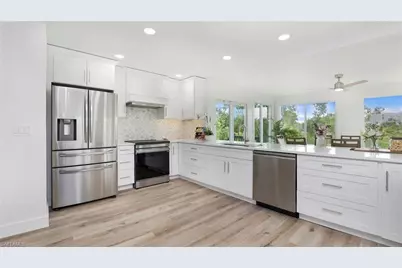 9416 Yucca Ct, Sanibel, FL 33957 - Photo 11