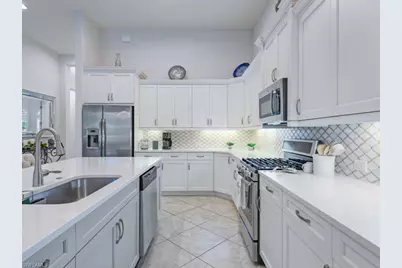 6562 Amarone Ln, Naples, FL 34113 - Photo 7