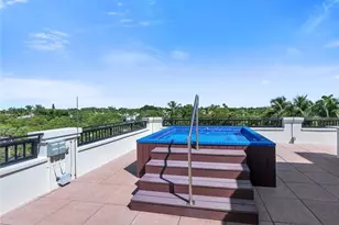 490 5th St S, Naples, FL 34102 - Photo 45