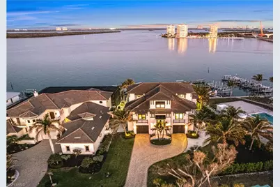 160 Little Carlos Ln, Fort Myers Beach, FL 33931 - Photo 7