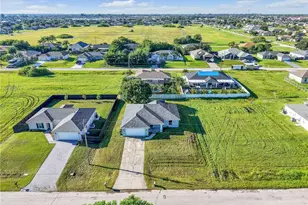 1104 NW 12th Ln, Cape Coral, FL 33993 - Photo 33