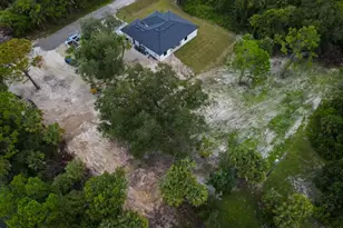 402 Thompson Ave, Lehigh Acres, FL 33972 - Photo 7