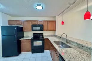 5665 Whitaker Rd, Naples, FL 34112 - Photo 3