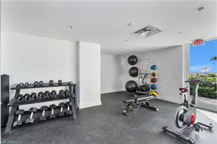 3443 Gulf Shore Blvd N, Naples, FL 34103 - Photo 17