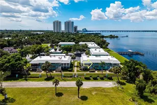 3225 E Riverside Dr, Fort Myers, FL 33916 - Photo 33