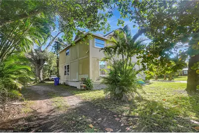2135 Hoople St, Fort Myers, FL 33901 - Photo 3