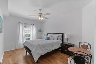 102 Tuscana Ct, Naples, FL 34119 - Photo 17