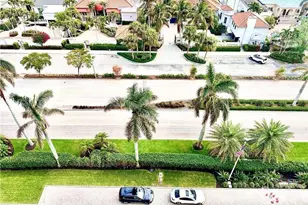 4751 Gulf Shore Blvd N, Naples, FL 34103 - Photo 3