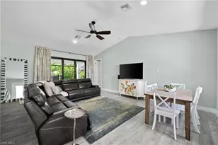 4657 Key Largo Ln, Bonita Springs, FL 34134 - Photo 3