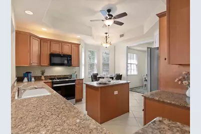 7832 Hawthorne Dr #1902, Naples, FL 34113 - Photo 9