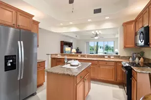 7832 Hawthorne Dr, Naples, FL 34113 - Photo 11