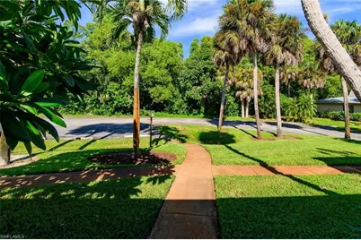 900 Henderson Creek Dr #C115, Naples, FL 34114 - Photo 25