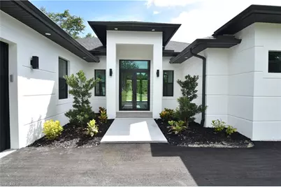 432 16 St SE, Naples, FL 34117 - Photo 3