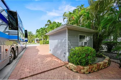 5551 Brightwood Dr, Fort Myers, FL 33905 - Photo 7