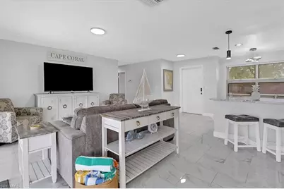 1510 SE 33rd St, Cape Coral, FL 33904 - Photo 7