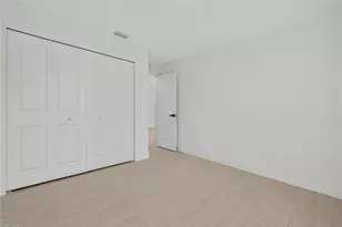 884 Chemstrand St E, Lehigh Acres, FL 33974 - Photo 19