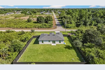 884 Chemstrand St E, Lehigh Acres, FL 33974 - Photo 33