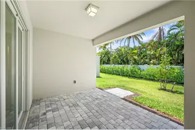 8865 Oceana Way, Naples, FL 34114 - Photo 9