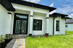 1247 Earnest St E, Lehigh Acres, FL 33974 - Photo 3