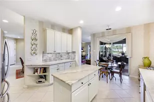4805 Shinnecock Hills Ct, Naples, FL 34112 - Photo 3