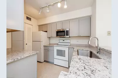 8861 Colonnades Ct W #215, Bonita Springs, FL 34135 - Photo 5