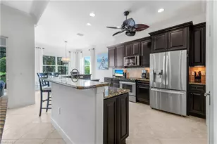 9090 Limestone Ln, Naples, FL 34120 - Photo 11