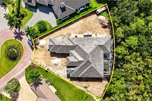 4637 Idylwood Ln, Naples, FL 34119 - Photo 11