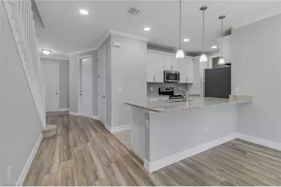 7948 Bristol Cir, Naples, FL 34120 - Photo 3