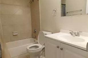 508 SE 7th St, Cape Coral, FL 33990 - Photo 11