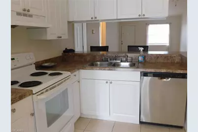 508 SE 7 St #107, Cape Coral, FL 33990 - Photo 5