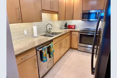 1919 Gulf Shore Blvd N #302, Naples, FL 34102 - Photo 7