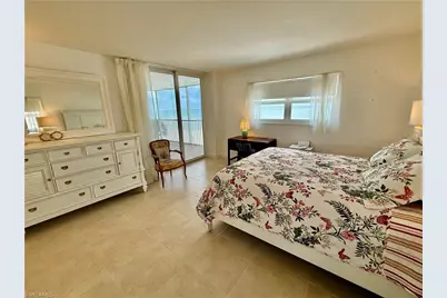 1919 Gulf Shore Blvd N #302, Naples, FL 34102 - Photo 11