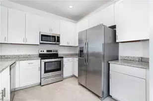 14220 Pine Lodge Ln, Fort Myers, FL 33913 - Photo 5