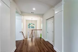 3019 Lancaster Dr, Naples, FL 34105 - Photo 3