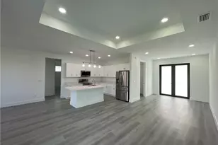 818 Anaconda Ave S, Lehigh Acres, FL 33974 - Photo 13
