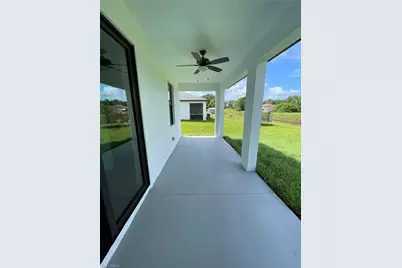 818 Anaconda Ave S, Lehigh Acres, FL 33974 - Photo 5