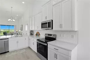 11861 Venetian Lagoon Dr, Fort Myers, FL 33913 - Photo 9