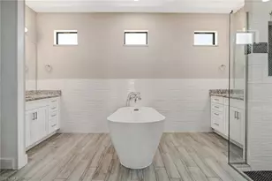 10621 Landau Ln, Bonita Springs, FL 34135 - Photo 11